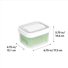 Load image into Gallery viewer, OXO Good Grips Greensaver Produce Keeper - 1500ml with dimensions.