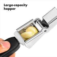 Load image into Gallery viewer, OXO Good Grips Garlic Press - Black