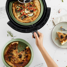 Load image into Gallery viewer, Lekue Silicone Mold for Air-fryer - 20cm Diameter, Green