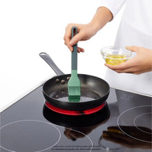 Load image into Gallery viewer, Lekue Silicone Pastry Brush - Green