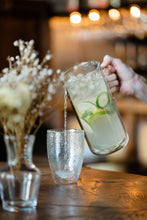 Load image into Gallery viewer, Vialli Design Double-Walled Carafe Diva - 1 Liter