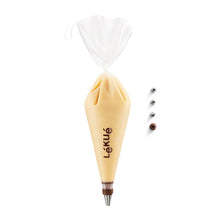 Load image into Gallery viewer, Lekue Reusable Piping Bag Set with 3 Nozzles - Clear