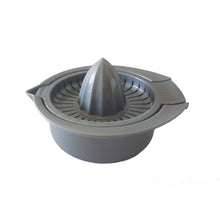 Load image into Gallery viewer, Gab Plastic Classic Lemon Squeezer
