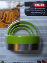 Load image into Gallery viewer, Ibili Set of 3 Round Cookie Cutters with Top Handle 5-7cm