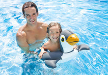 Load image into Gallery viewer, Intex Penguin Animal Split Ring - 16.7 x 1.6 x 24.3cm