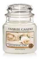 Load image into Gallery viewer, Yankee Candle Glass Jar Candle - Wedding Day