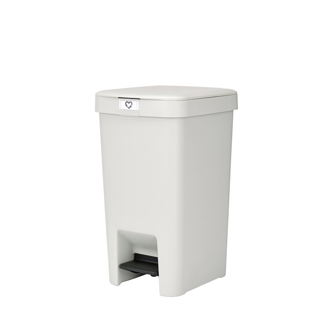 Brabantia StepUp Pedal Bin from Recycled Plastic - 16 Liters, Light Grey