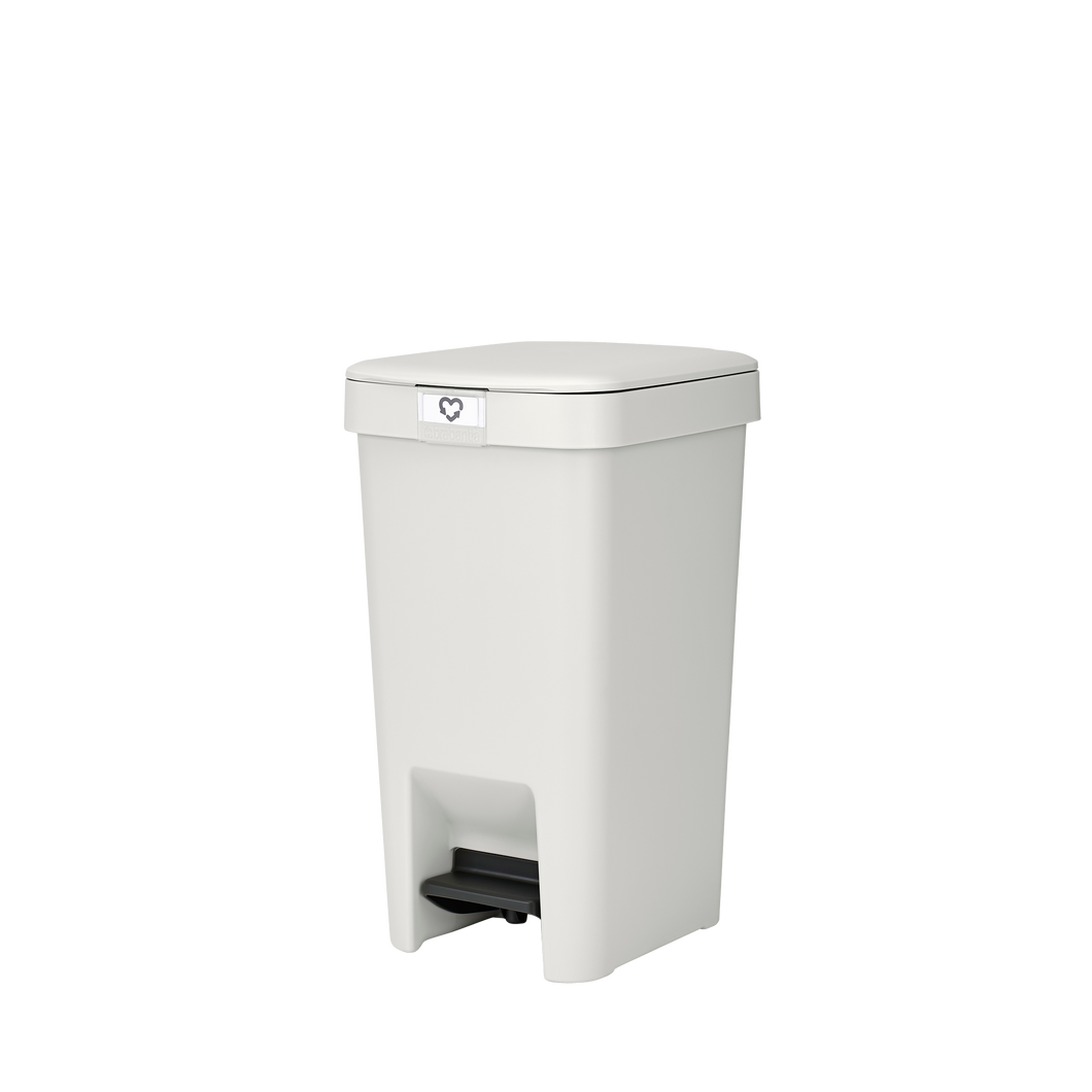 Brabantia StepUp Pedal Bin from Recycled Plastic - 10 Liters, Light Grey