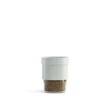 Load image into Gallery viewer, Lekue Flip Food Medium Storage Containers - 600/850 ml, Translucent Green
