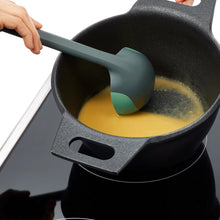 Load image into Gallery viewer, Lekue Flexible Ladle - Green
