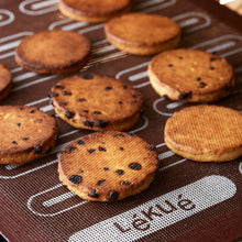 Load image into Gallery viewer, Lekue Microperforated Reusable Baking Mat - 40 x 30 cm
