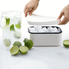 Load image into Gallery viewer, Lekue Ice Box and  Silicone Ice Tray - White
