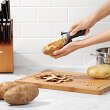 Load image into Gallery viewer, OXO Good Trips Prep Y-Peeler - Black
