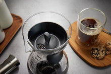 Load image into Gallery viewer, Lifestyle image of Gefu Butio Coffee Maker with Filter - 800ml.
