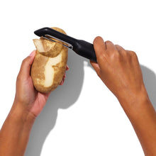 Load image into Gallery viewer, OXO Good Grips Swivel Peeler - Black
