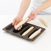 Load image into Gallery viewer, Lekue Bread Making &quot;Essential&quot; Kit, Homemade Bread - Set of 3
