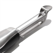 Load image into Gallery viewer, OXO Good Grips Swivel Peeler - Stainless Steel, close up of blades.
