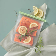 Load image into Gallery viewer, Lekue Flat Reusable Sealing Bag - 1 Piece, 1500ml

