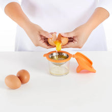 Load image into Gallery viewer, Lekue Set of 2 Egg Poachers - Orange
