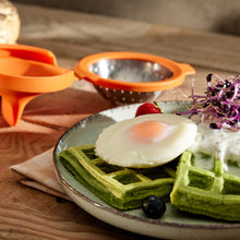 Load image into Gallery viewer, Lekue Set of 2 Egg Poachers - Orange
