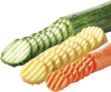 Load image into Gallery viewer, Tescoma Presto Crinkle / Wavy Cutter - Green
