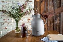 Load image into Gallery viewer, Vialli Design Thermos with Glass Insert Amo - 1 Liter, Grey
