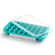 Load image into Gallery viewer, Lekue Industrial Ice Tray With Lid - Turquoise
