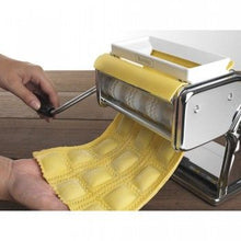 Load image into Gallery viewer, Marcato Atlas 150 Ravioli Maker Attachment
