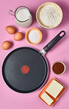 Load image into Gallery viewer, Tefal G6 Easy Cook &amp; Clean Pancake / Crepes Pan - 25cm
