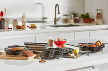 Load image into Gallery viewer, Tefal Crispybake Silicone Loaf Pan - 24cm
