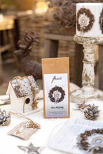 Load image into Gallery viewer, Ambiente Gift Bag Pine Cone Wreath - 22x13x25cm
