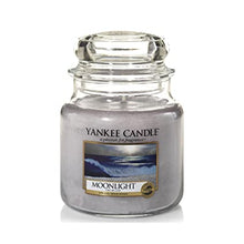 Load image into Gallery viewer, Yankee Candle Glass Jar Candle - Moonlight
