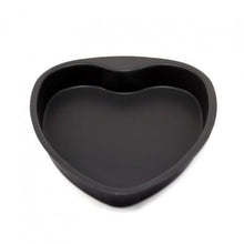 Load image into Gallery viewer, Accademia Mugnano Dolci Sorrisi Heart-Shaped Baking Pans
