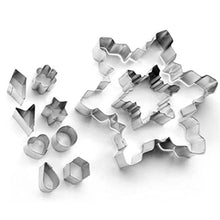 Load image into Gallery viewer, Ibili Snowflake Set of Cookie Cutters
